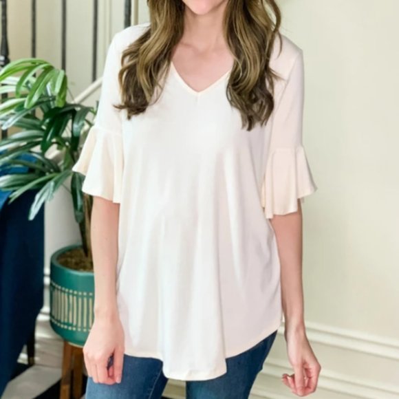 Women's Top CHASING WATERFALLS - Picture 2 of 5